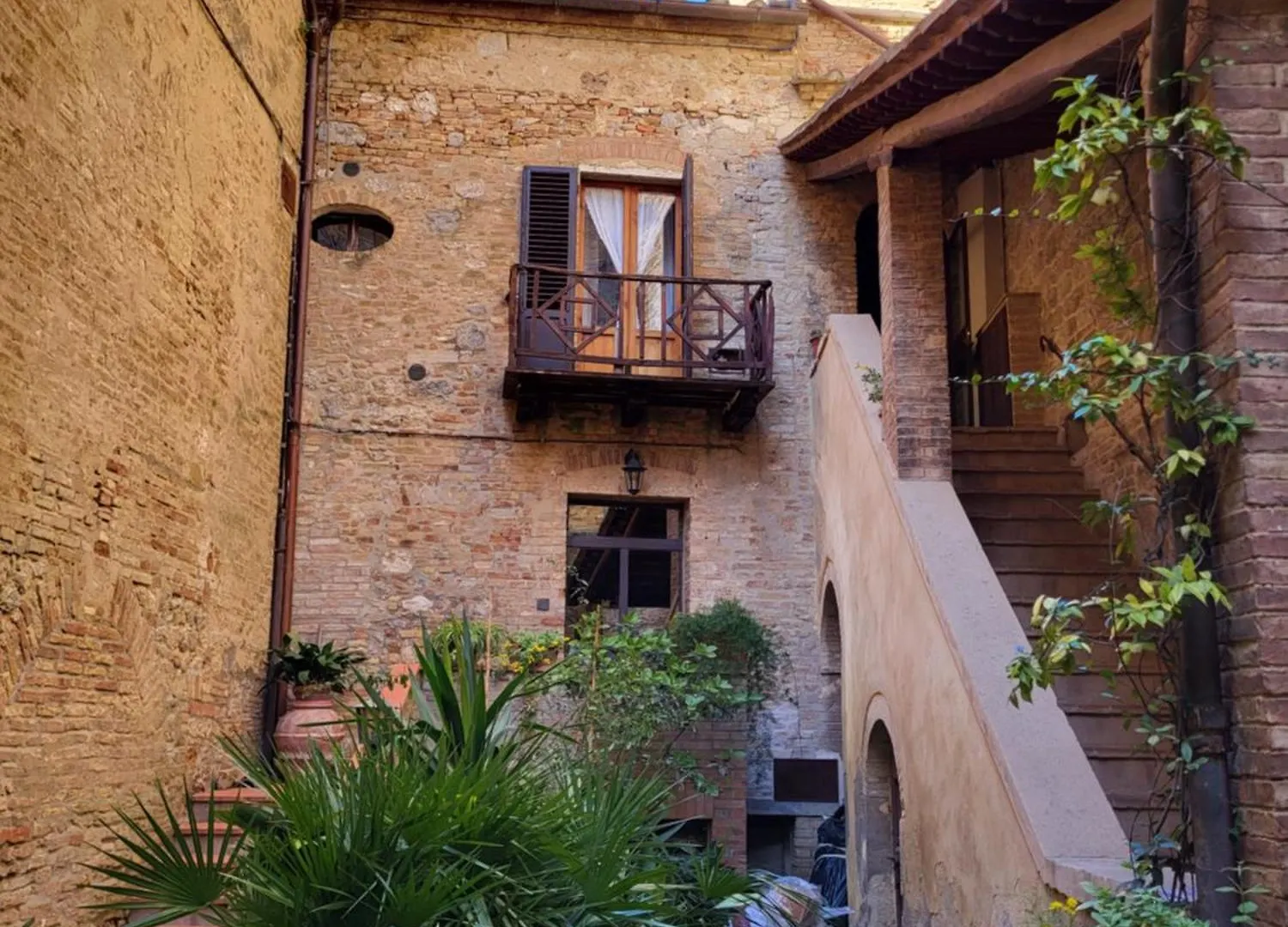 Hotel La Torre Nomipesciolini San Gimignano 0*,